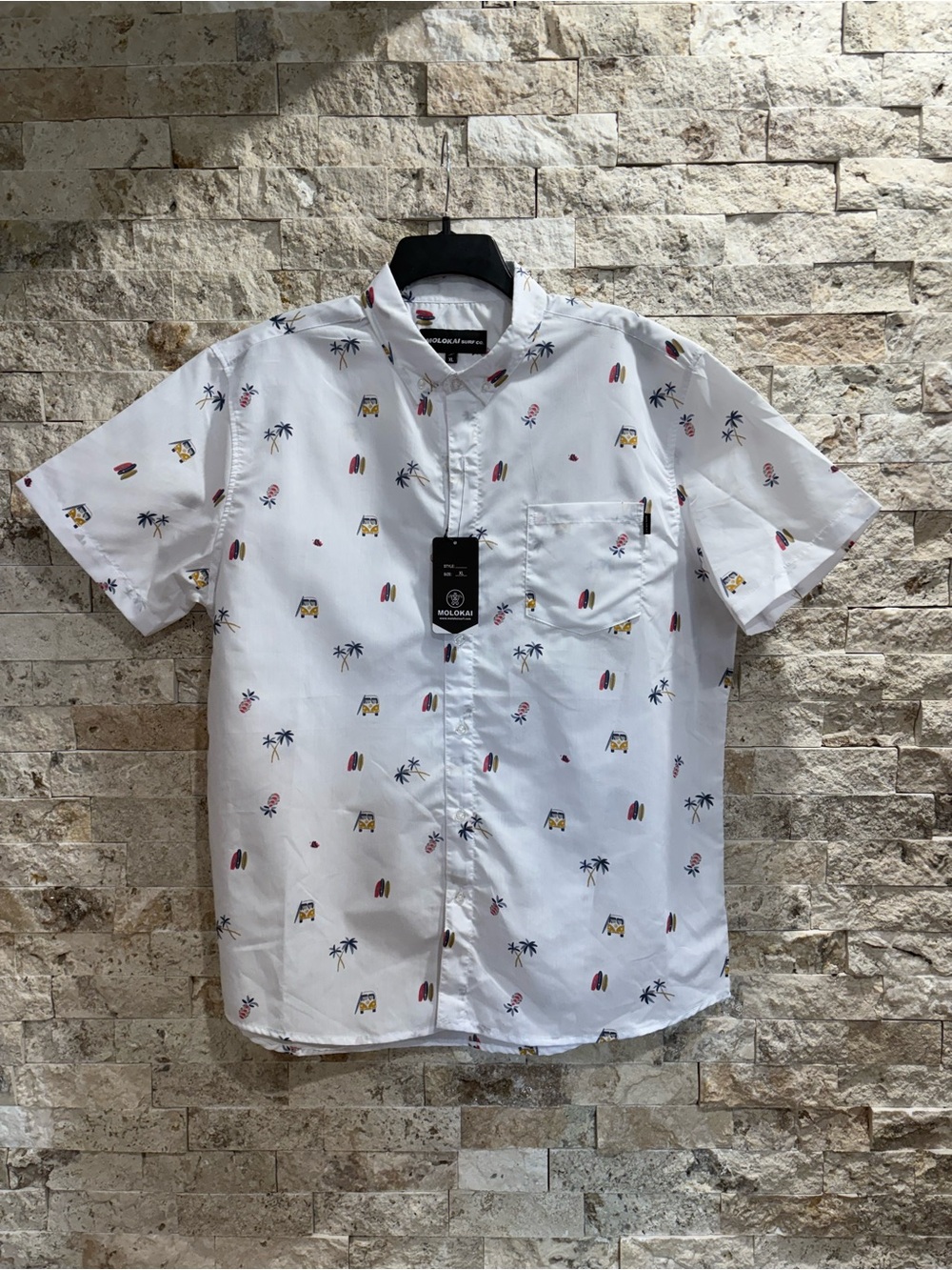 Molokai Surf Co Men’s Short Sleeve Button Up Size XL Fun Hawaiian